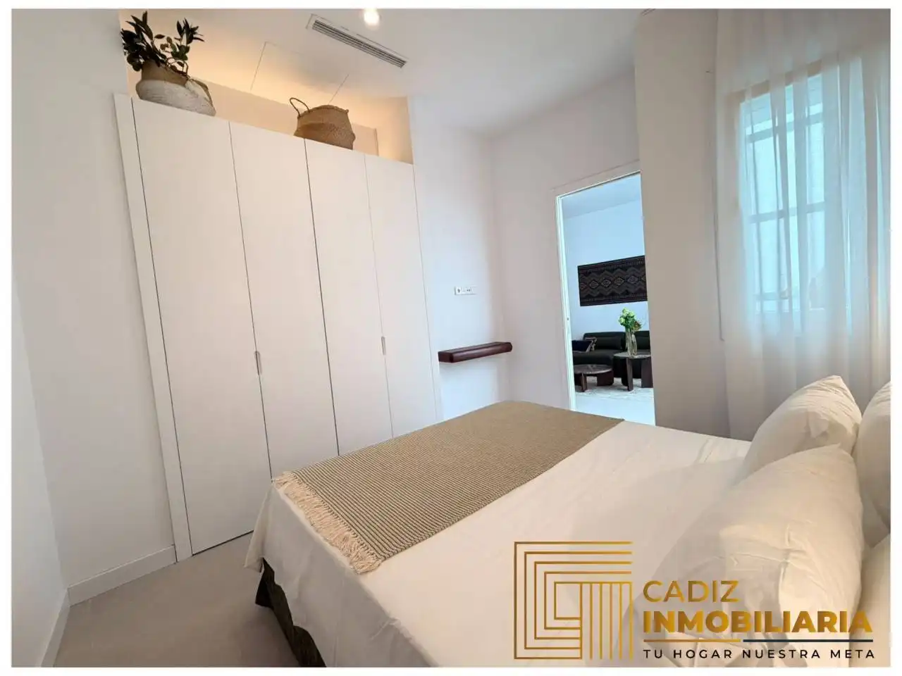 Bedroom of Flat for sale in Cádiz  with Air Conditioner and Furnished