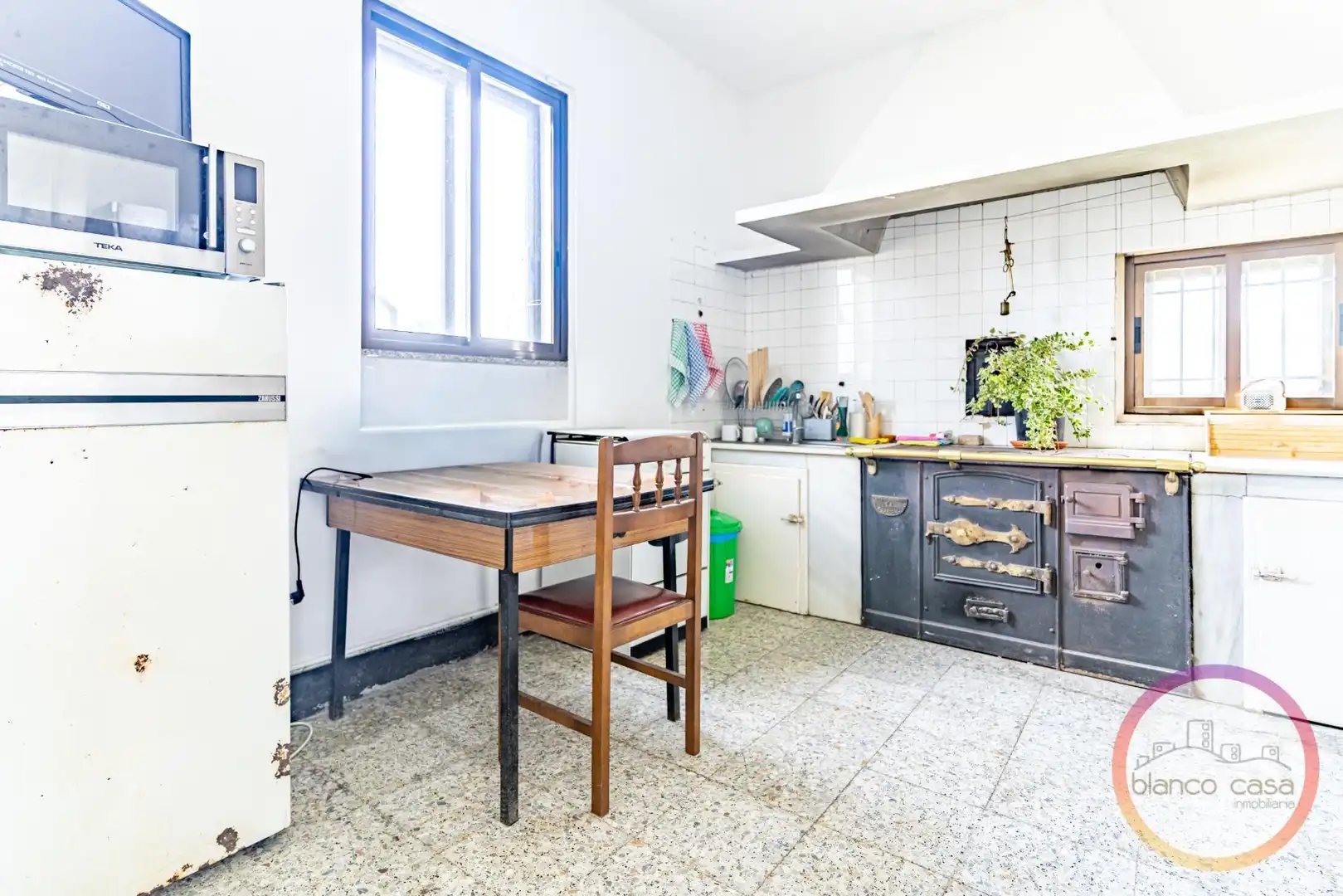 Cocina de Casa o chalet en venta en A Laracha   con Calefacción y Trastero