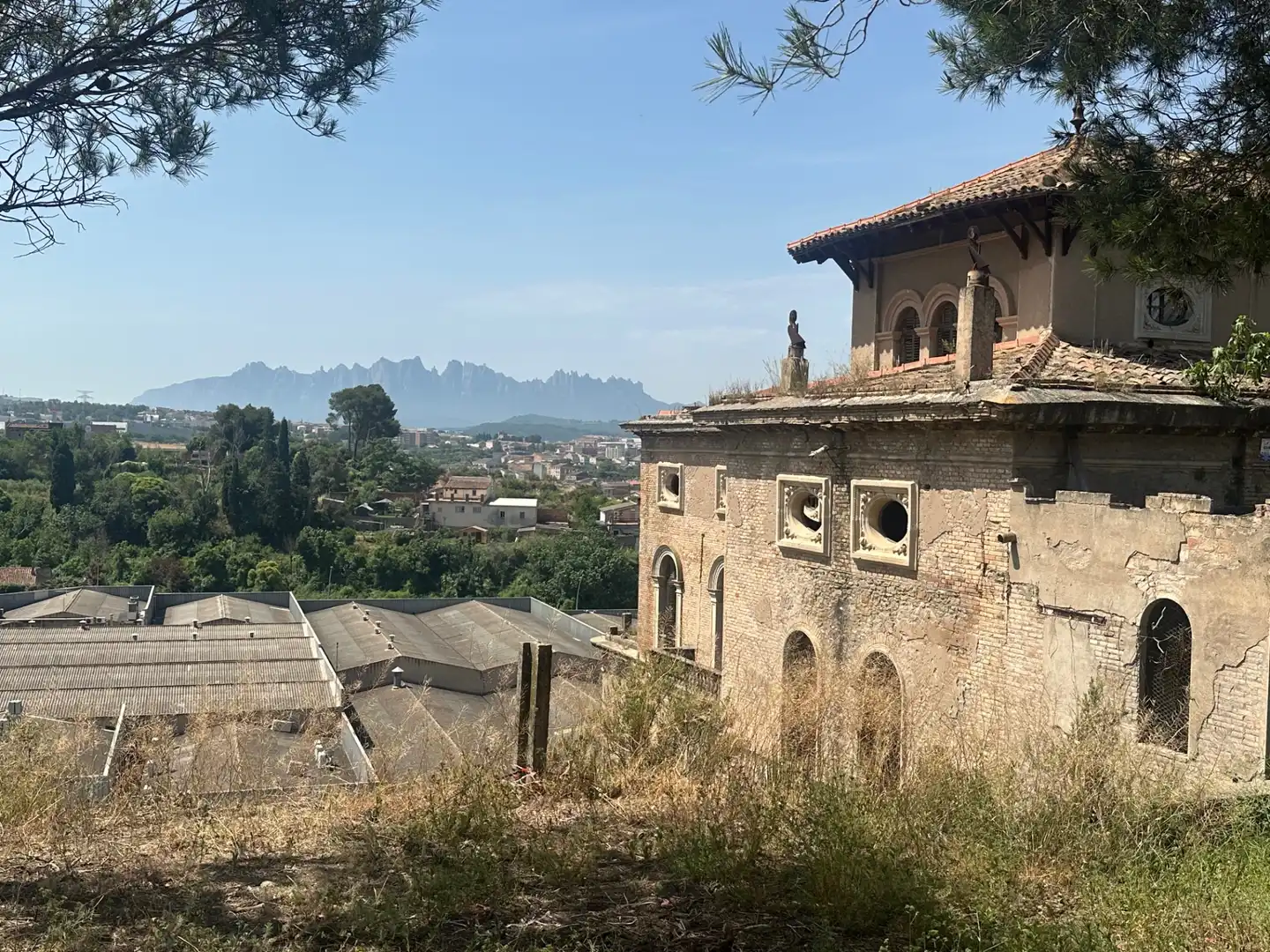 Vista exterior de Casa o chalet en venta en Manresa con Jardín privado, Terraza y Balcón