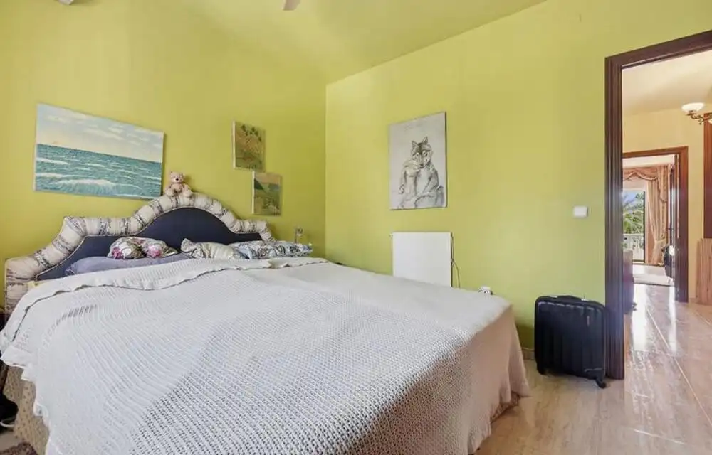 Dormitori de Casa adosada en venda en Benalmádena amb Aire condicionat, Jardí privat i Terrassa