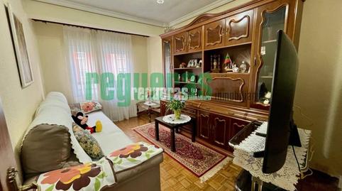 Foto 2 de Pis en venda a Covadonga, Versalles, Asturias