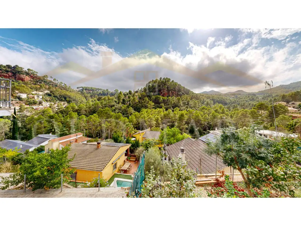 Vista exterior de Casa o chalet en venta en Corbera de Llobregat con Aire acondicionado, Calefacción y Jardín privado