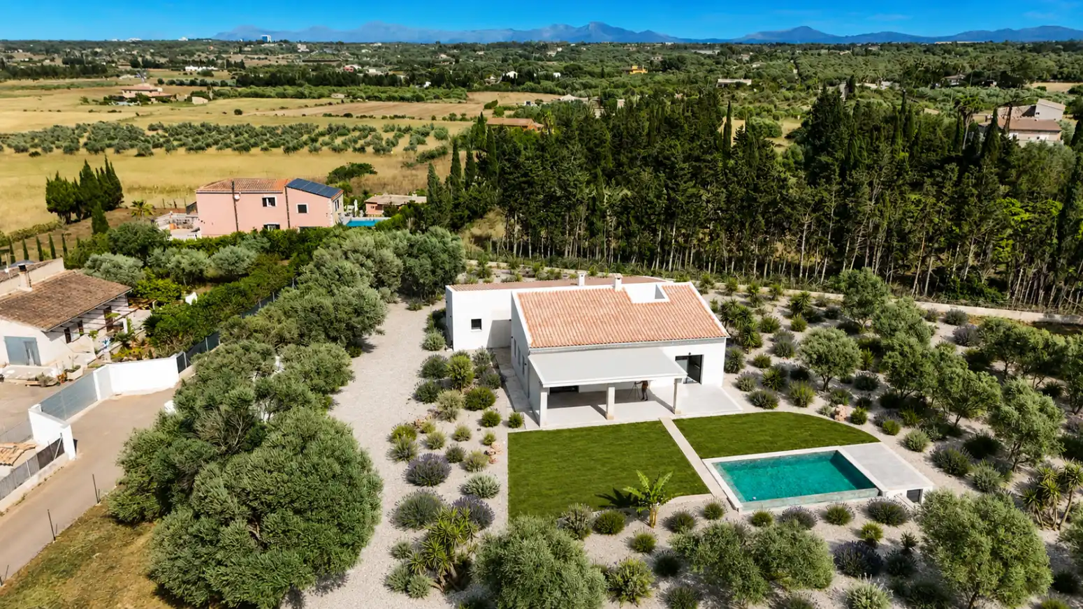 Houses for sale in Muro  with Air Conditioner, Heating and Private garden