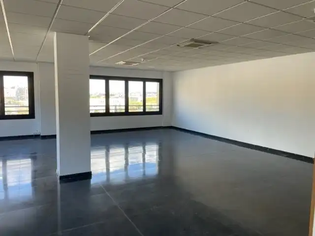 Oficina de alquiler en Lleida con Aire acondicionado