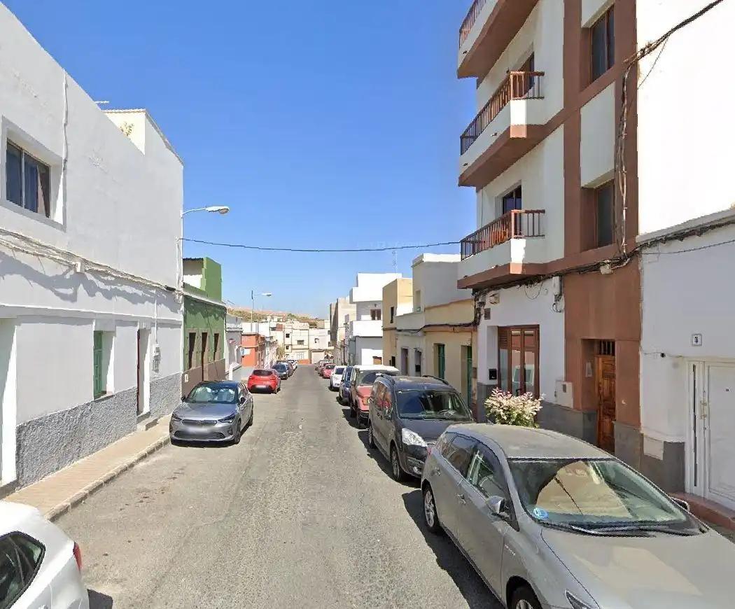 Vista exterior de Local de alquiler en Telde