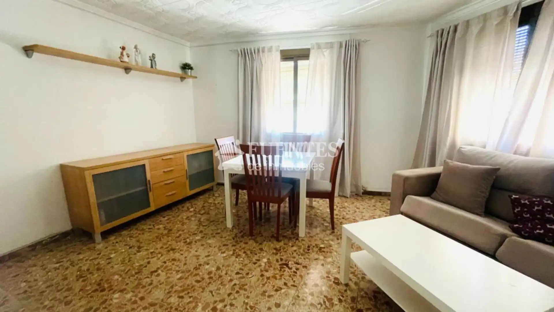 Sala d'estar de Pis en venda en Alicante / Alacant amb Moblat