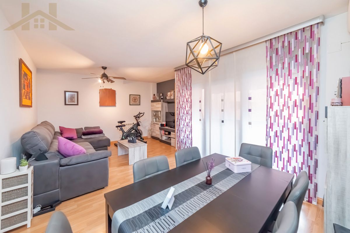 Living room of Flat for sale in Rivas-Vaciamadrid  with Air Conditioner and Community pool