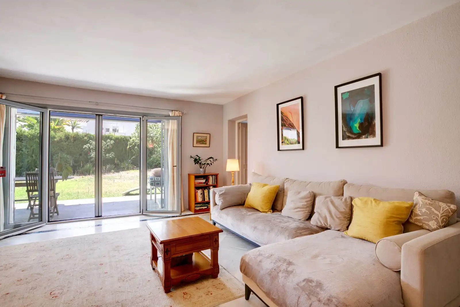Flat with pool for sale in Avenida del Coral 43, imagen 3