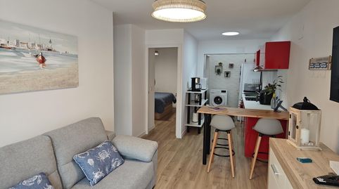 Foto 2 de Casa adosada de alquiler en Calle Calle Claveles, Playa Tamarit - Playa Lissa, Santa Pola