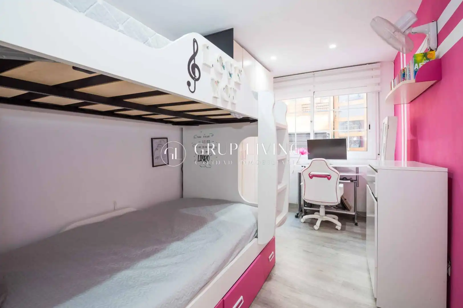 Habitación de Piso en venta en Sitges con Calefacción, Jardín privado y Terraza