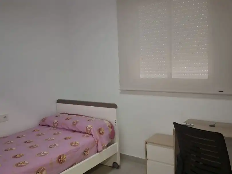 Habitación de Piso en venta en Puerto Real con Trastero, Amueblado y Balcón