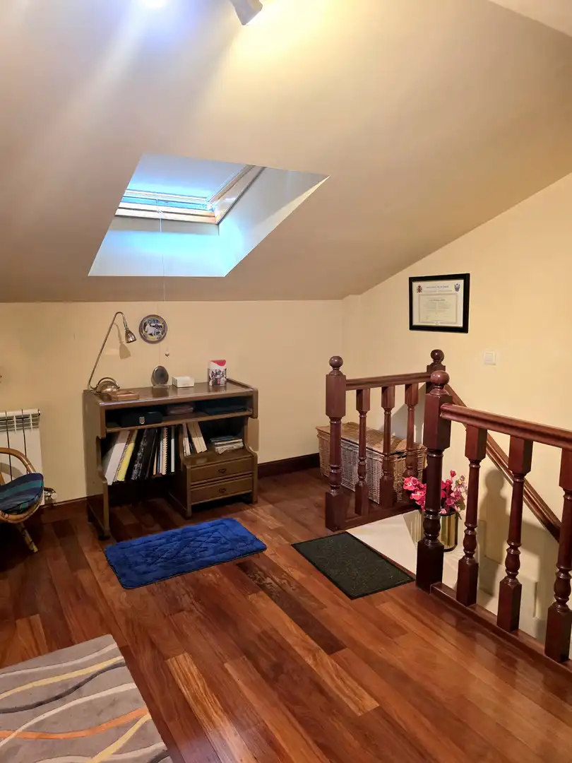 Einfamilien-Reihenhaus zum Verkauf in Castro-Urdiales mit Heizung, Privatgarten und Parkett