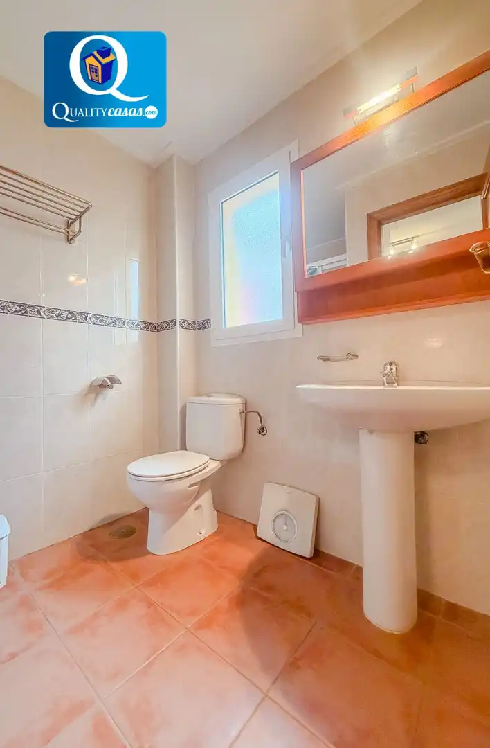 Badezimmer von Haus oder Chalet zum Verkauf in Mutxamel mit Klimaanlage, Terrasse und Gemeinschaftspool