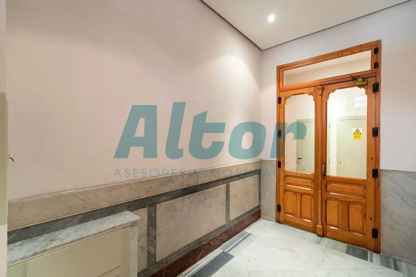 Piso en venta en DEL PRADO, Cortes - Huertas