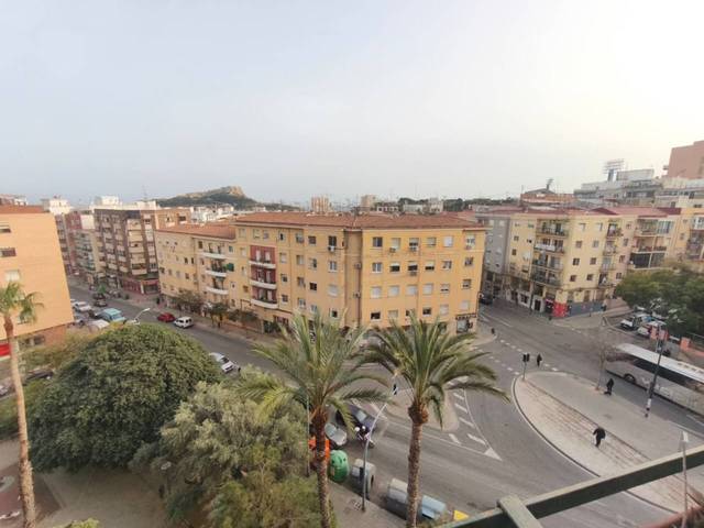 Piso en Venta en Plaza Altozano en Altozano - Conde Lumiares