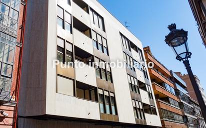 Exterior view of Flat for sale in Valladolid Capital  with Heating, Parquet flooring and Terrace