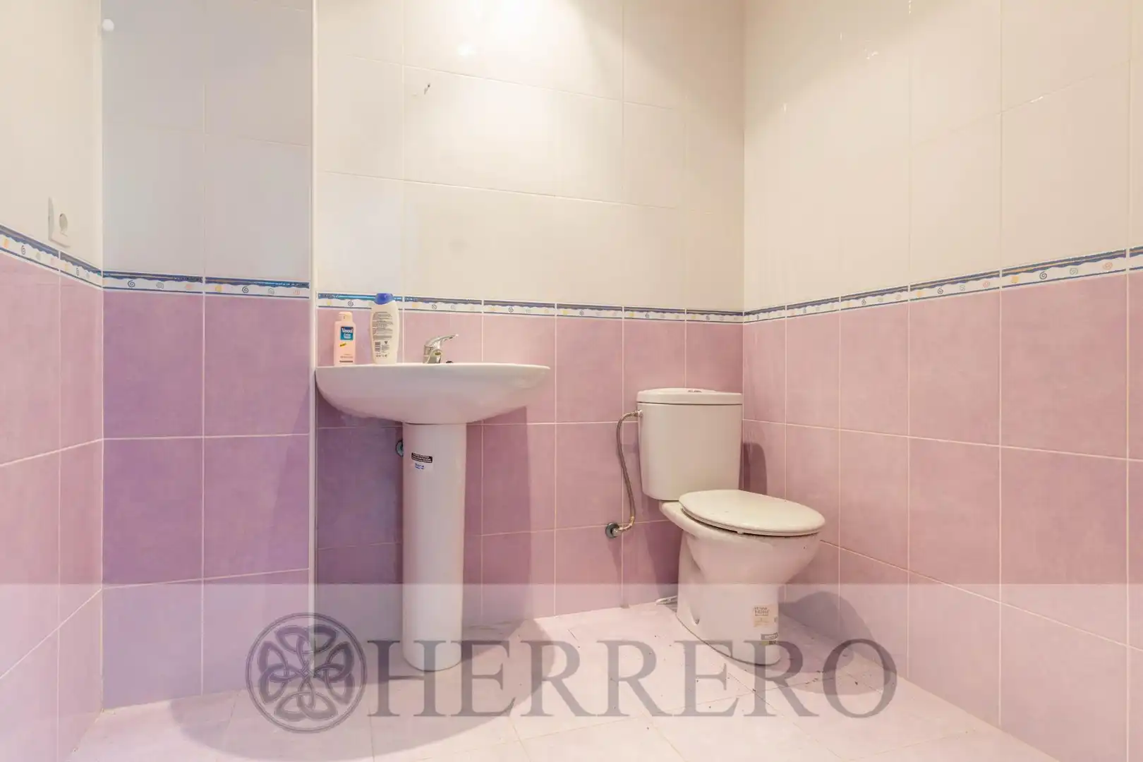 Bany de Local en venda en Gandia