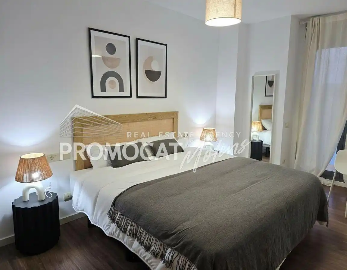 Habitación de Ático en venta en Molins de Rei con Aire acondicionado, Parquet y Terraza