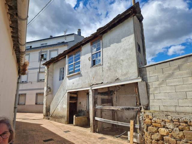 Casa-chalet en Venta en N/A en Petín