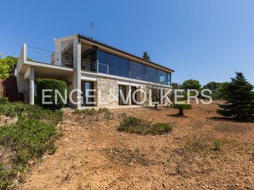 Casa con piscina in vendita a Montserrat