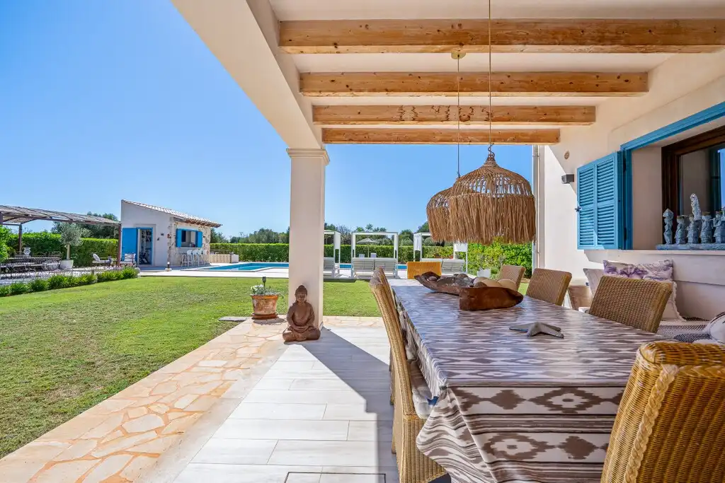 Casa rústica con terraza en venta en Portocolom, imagen 6