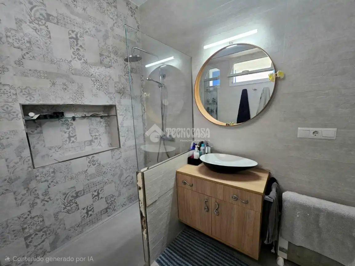 Baño de Casa adosada en venta en Montellano con Aire acondicionado