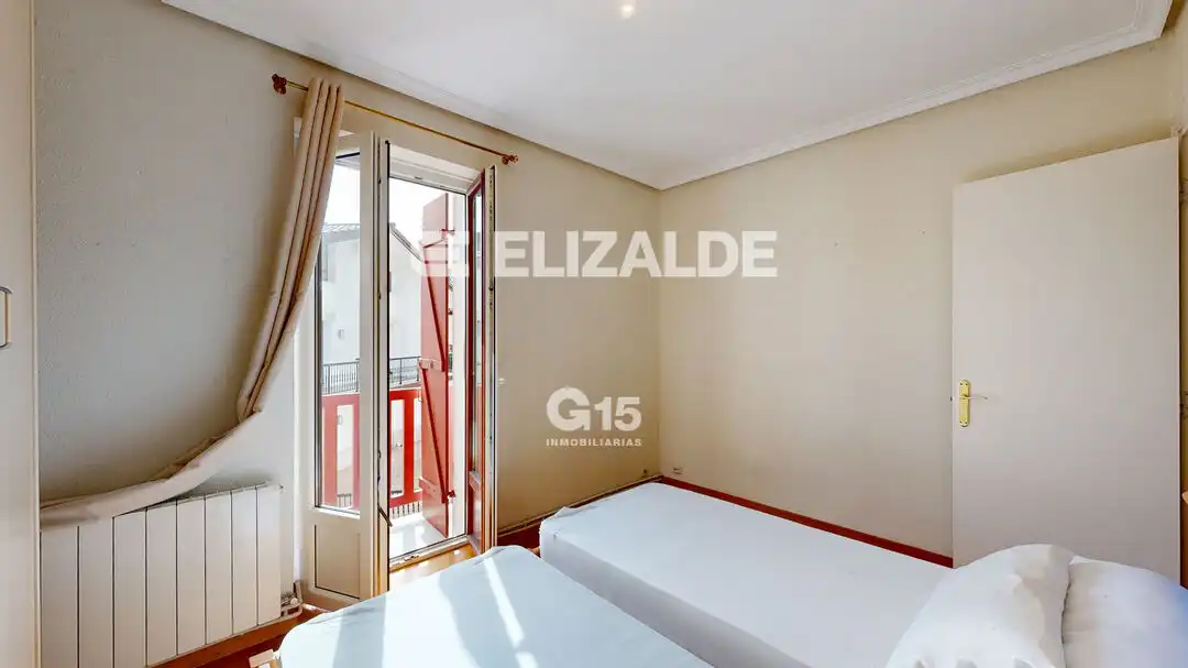 Habitación de Piso en venta en Errenteria con Calefacción, Jardín privado y Balcón