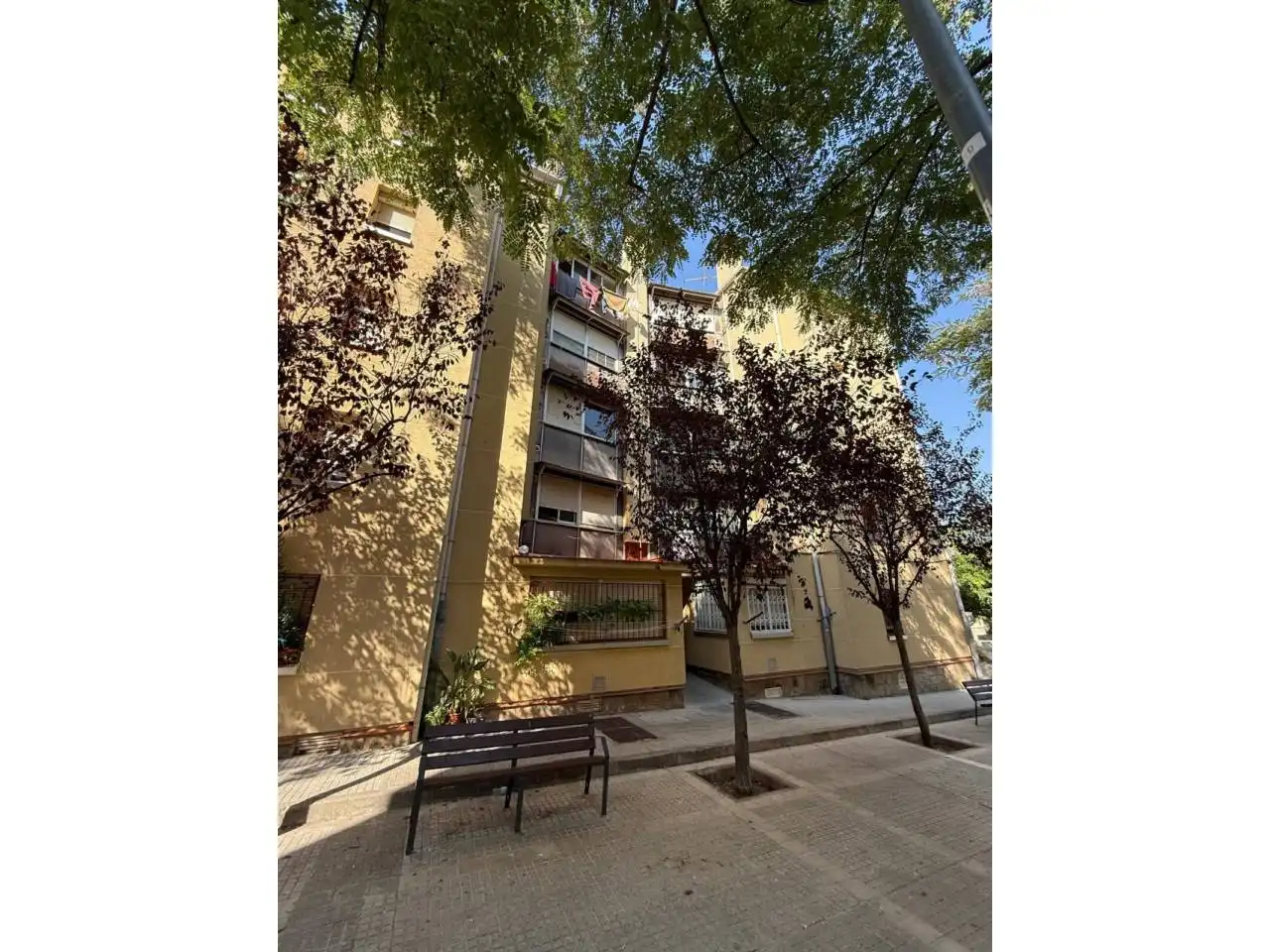 Vista exterior de Piso en venta en Terrassa
