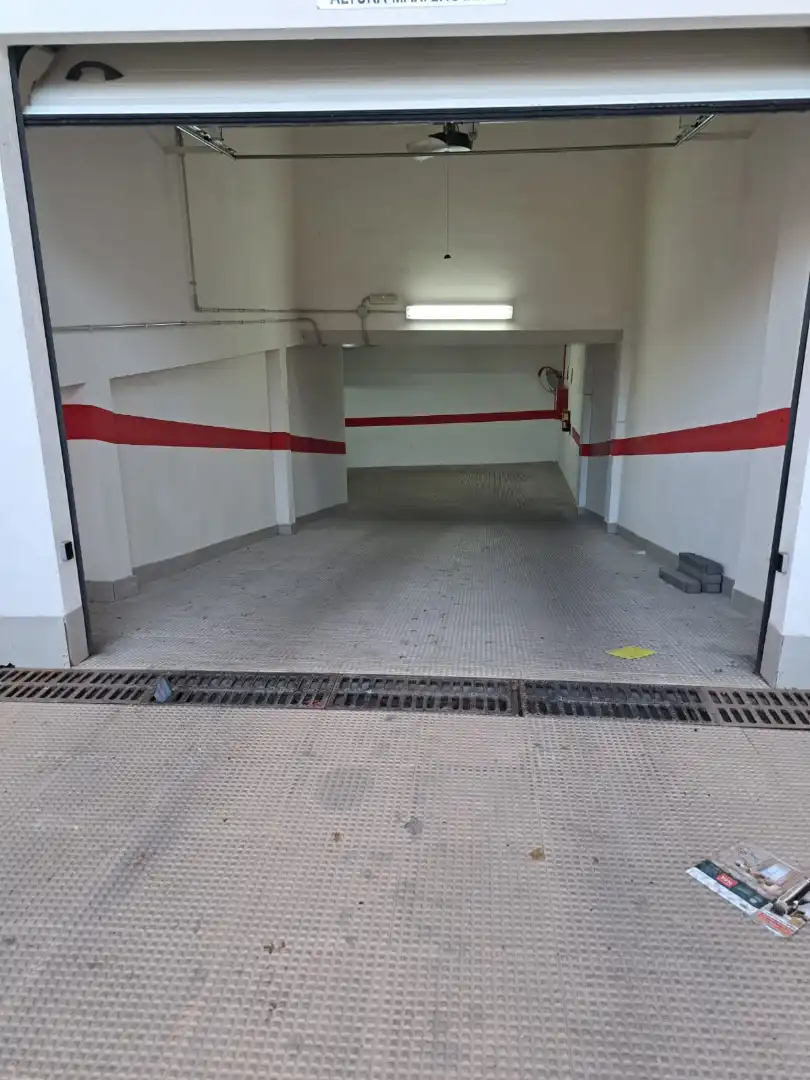 Aparcament de Pis en venda en Cartagena amb Aire condicionat, Terrassa i Traster