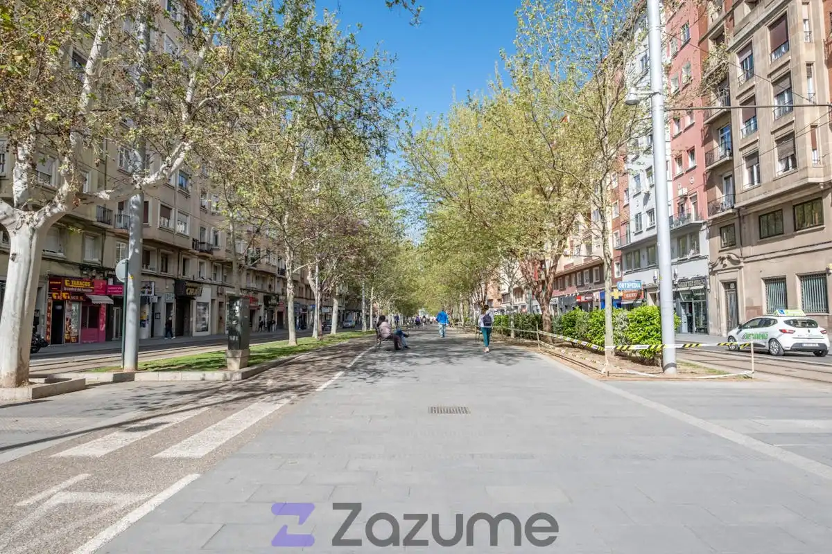 Vista exterior de Piso de alquiler en Zaragoza con Calefacción, Parquet y Terraza
