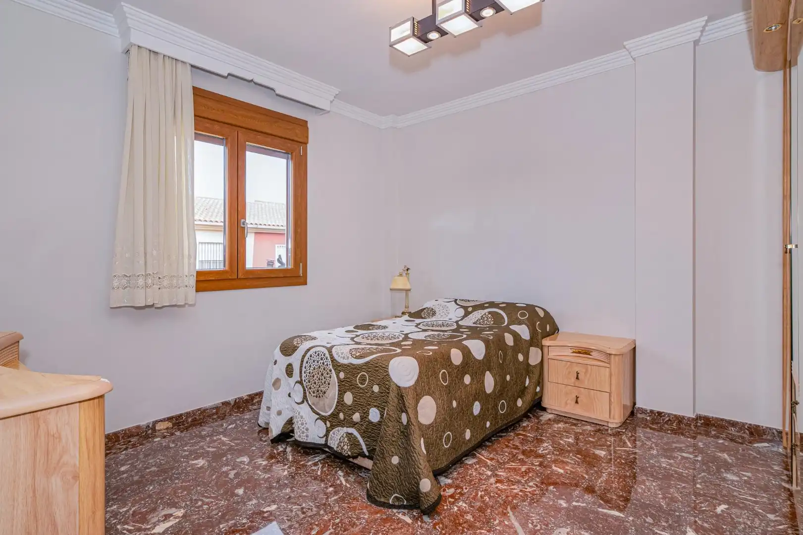 Habitación de Casa adosada en venta en Vegas del Genil con Aire acondicionado, Calefacción y Balcón
