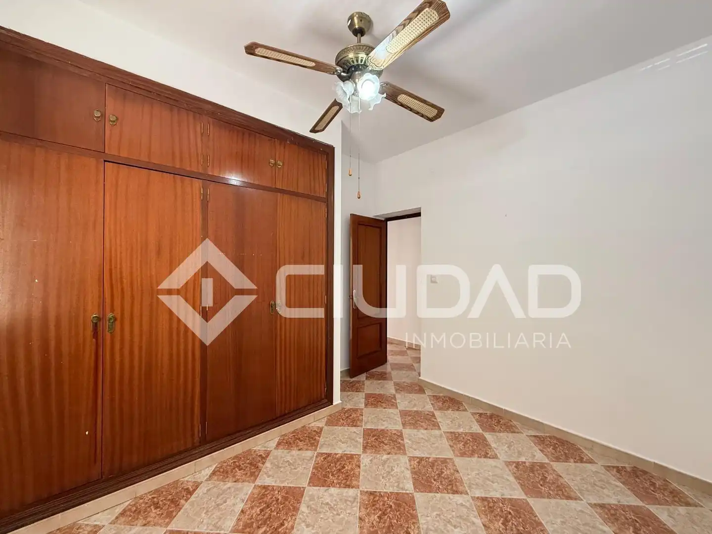 Dormitori de Casa o xalet en venda en Chipiona