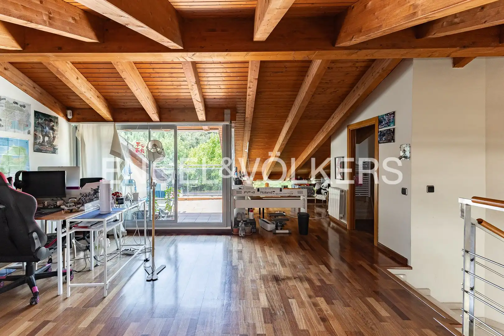 Vista exterior de Casa adosada en venta en Cabrils con Calefacción, Jardín privado y Terraza