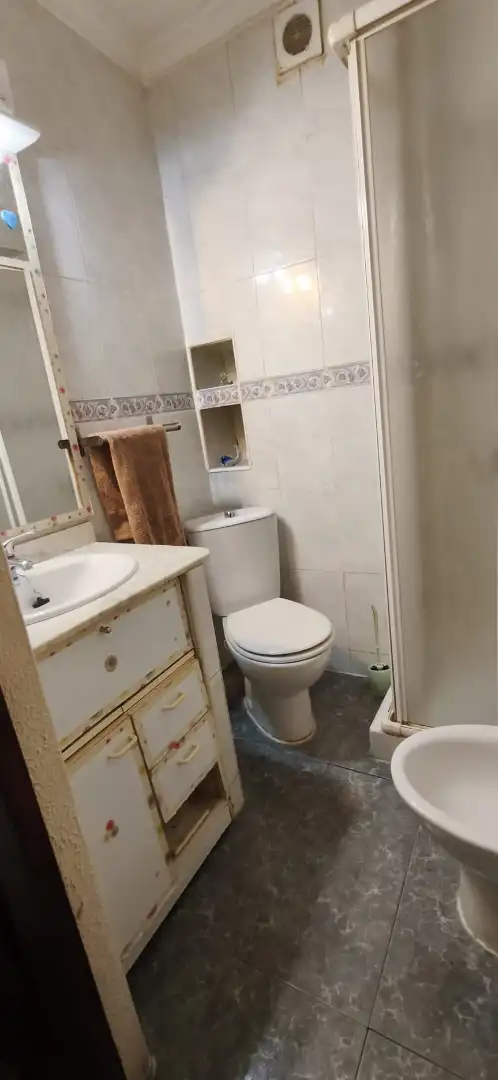 Baño de Piso en venta en Sevilla con Amueblado
