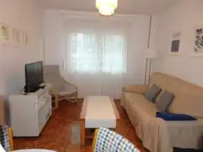 Wohnzimmer von Wohnung zur Miete in Gijón  mit Parkett, Möbliert und Waschmaschine