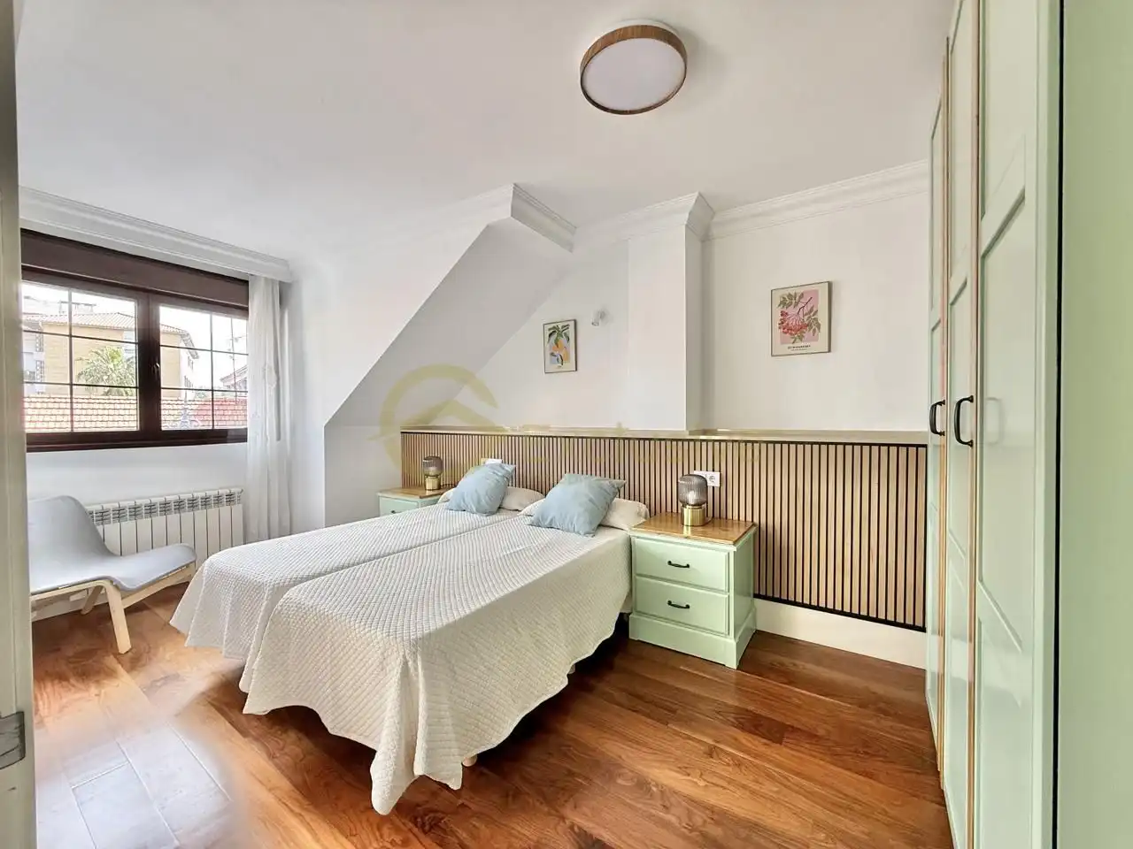 Habitación de Casa o chalet en venta en Avilés con Calefacción, Parquet y Trastero