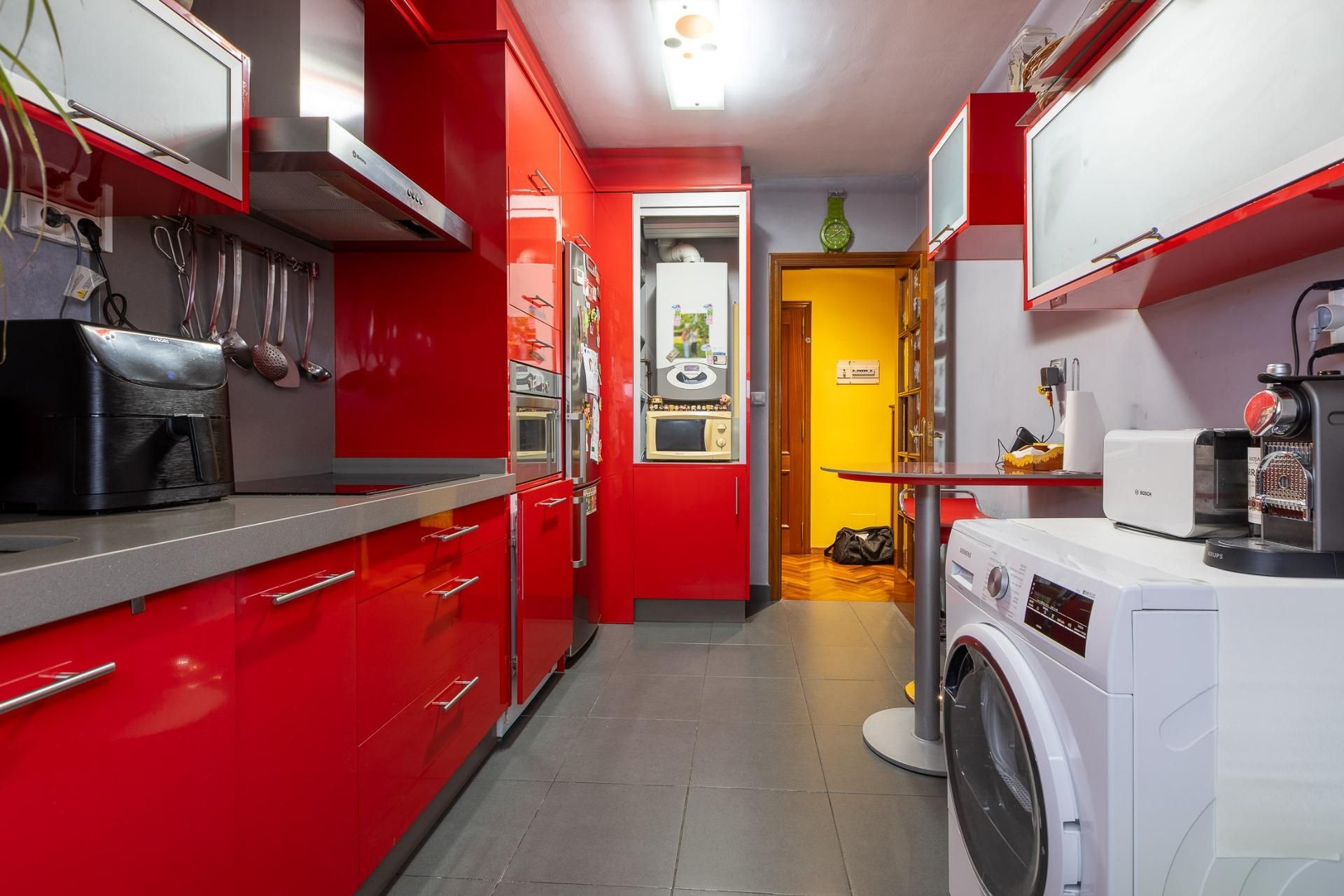 Kitchen of Flat for sale in A Coruña Capital   with Heating and Storage room