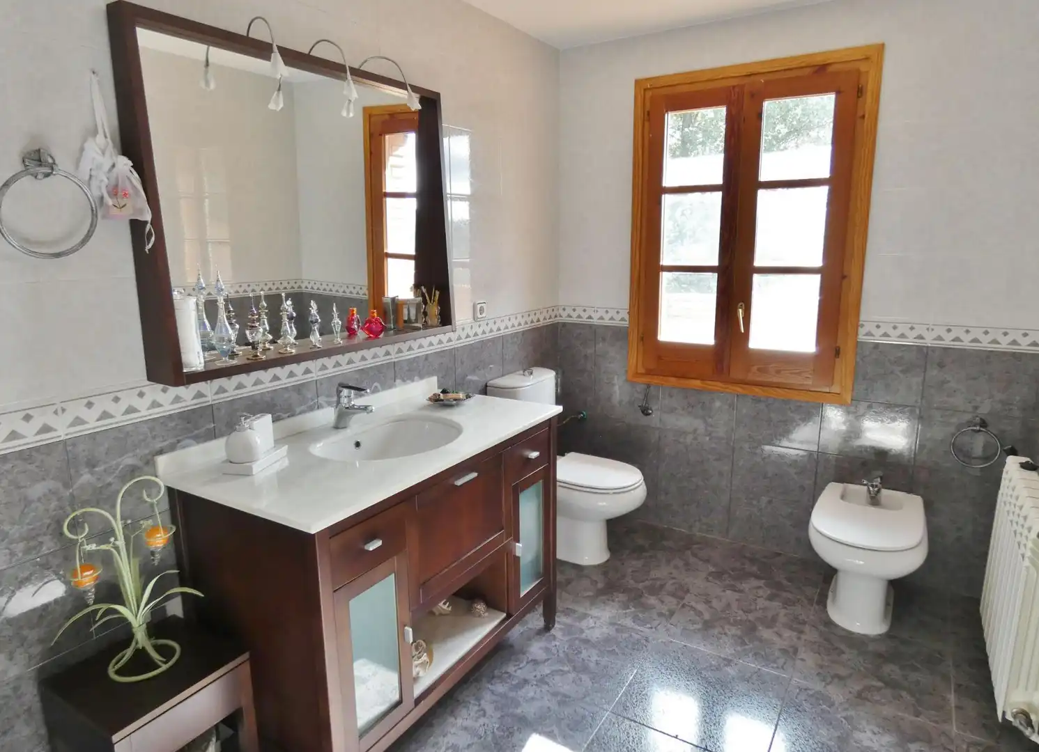Bany de Casa o xalet en venda en Castellar del Vallès amb Balcó