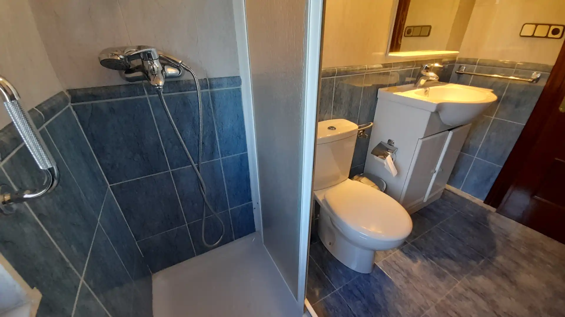 Badezimmer von Country house zur Miete in Oviedo  mit Heizung, Terrasse und Möbliert
