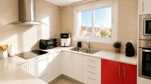 Foto 4 de Piso en venta en Avinguda Santa Rosa, El Raval, Santa Coloma de Gramenet