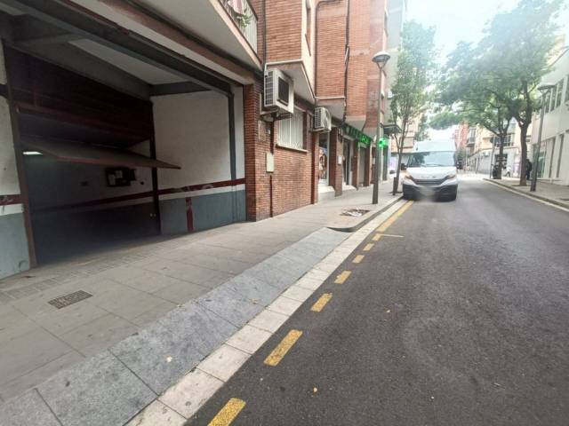 Garaje en Venta en Milà i Fontanals en Can Mariner