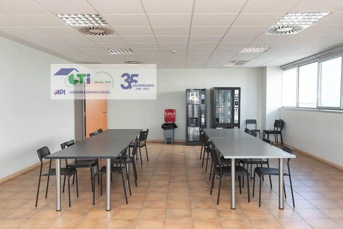Office space to rent in C/Bari, imagen 10