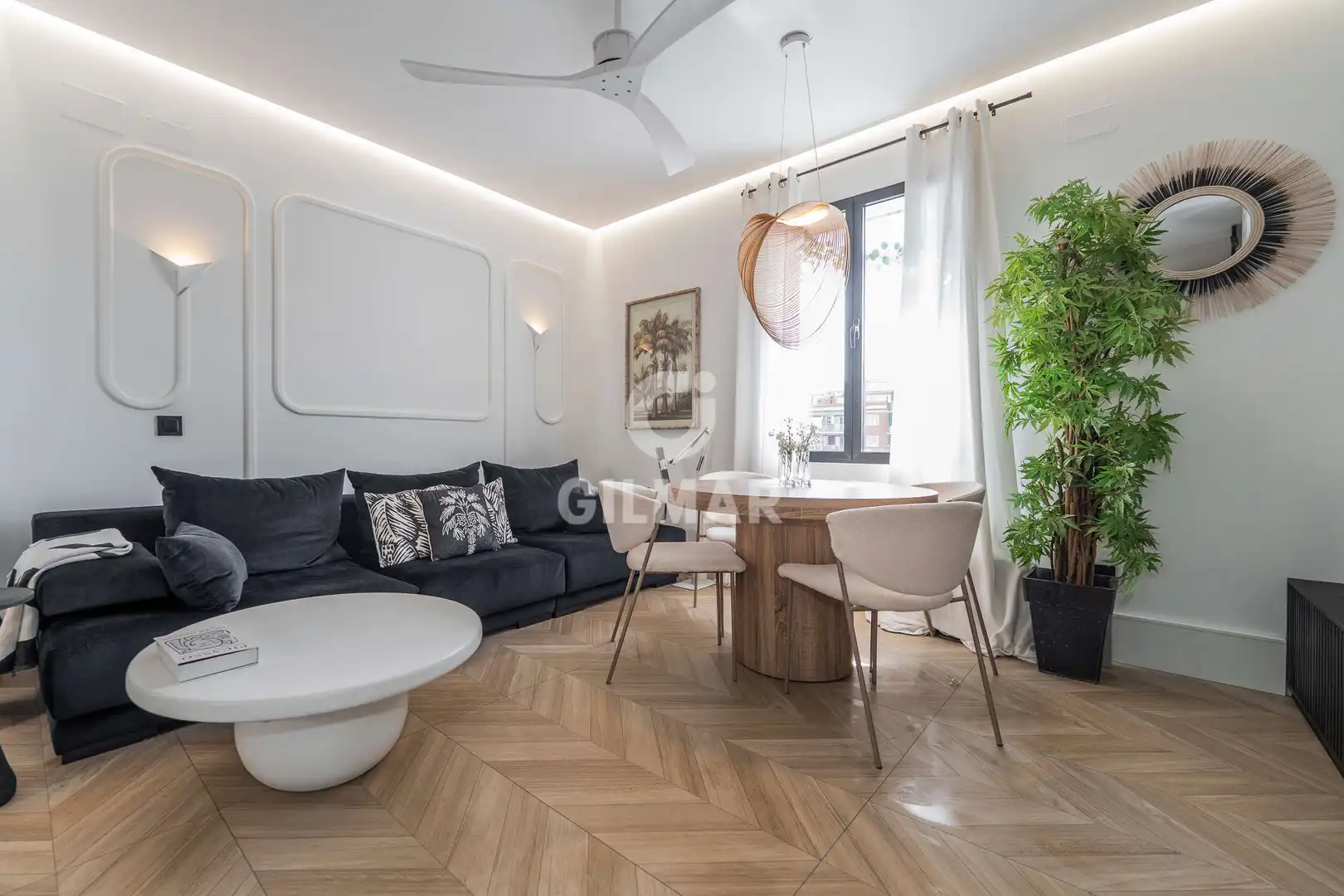 Living room of Flat for sale in Madrid  with Heating