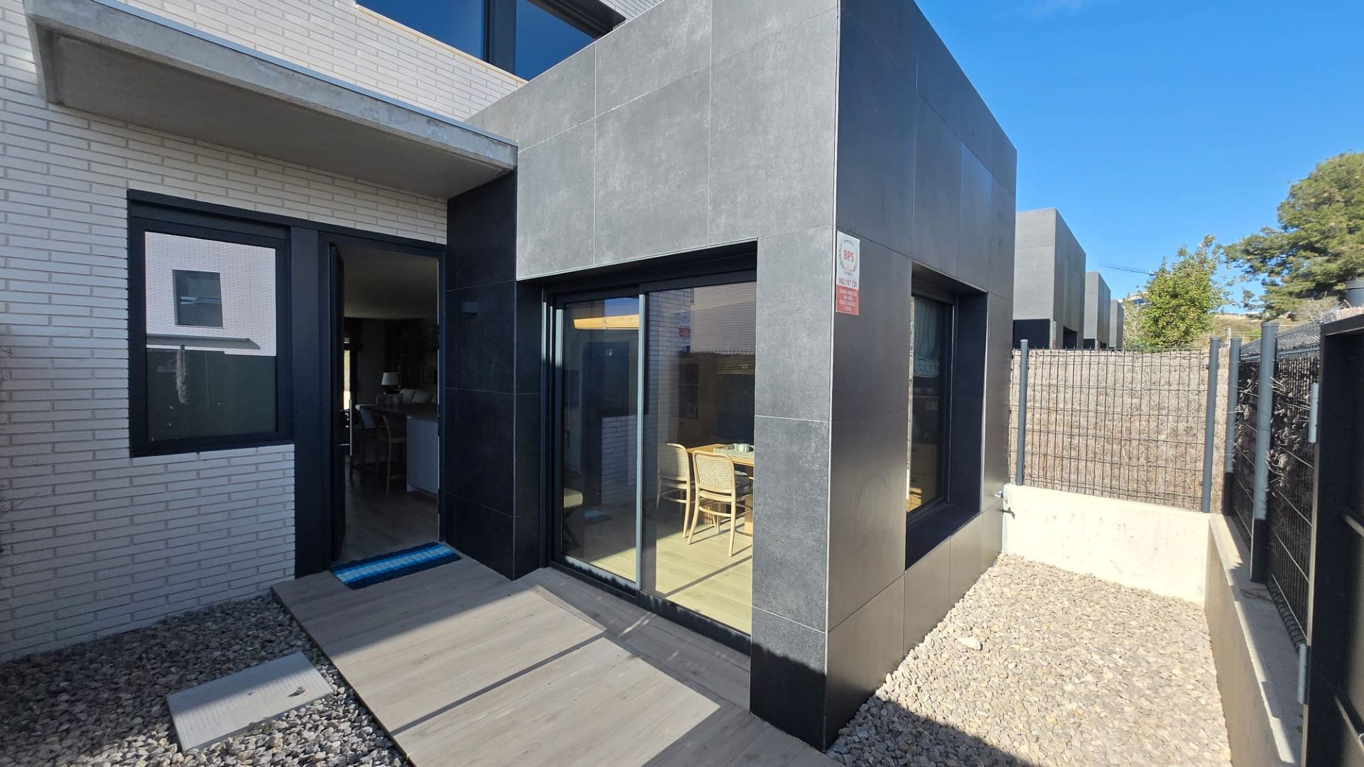 Casa adosada en venta en Can Girona - Terramar - Vinyet