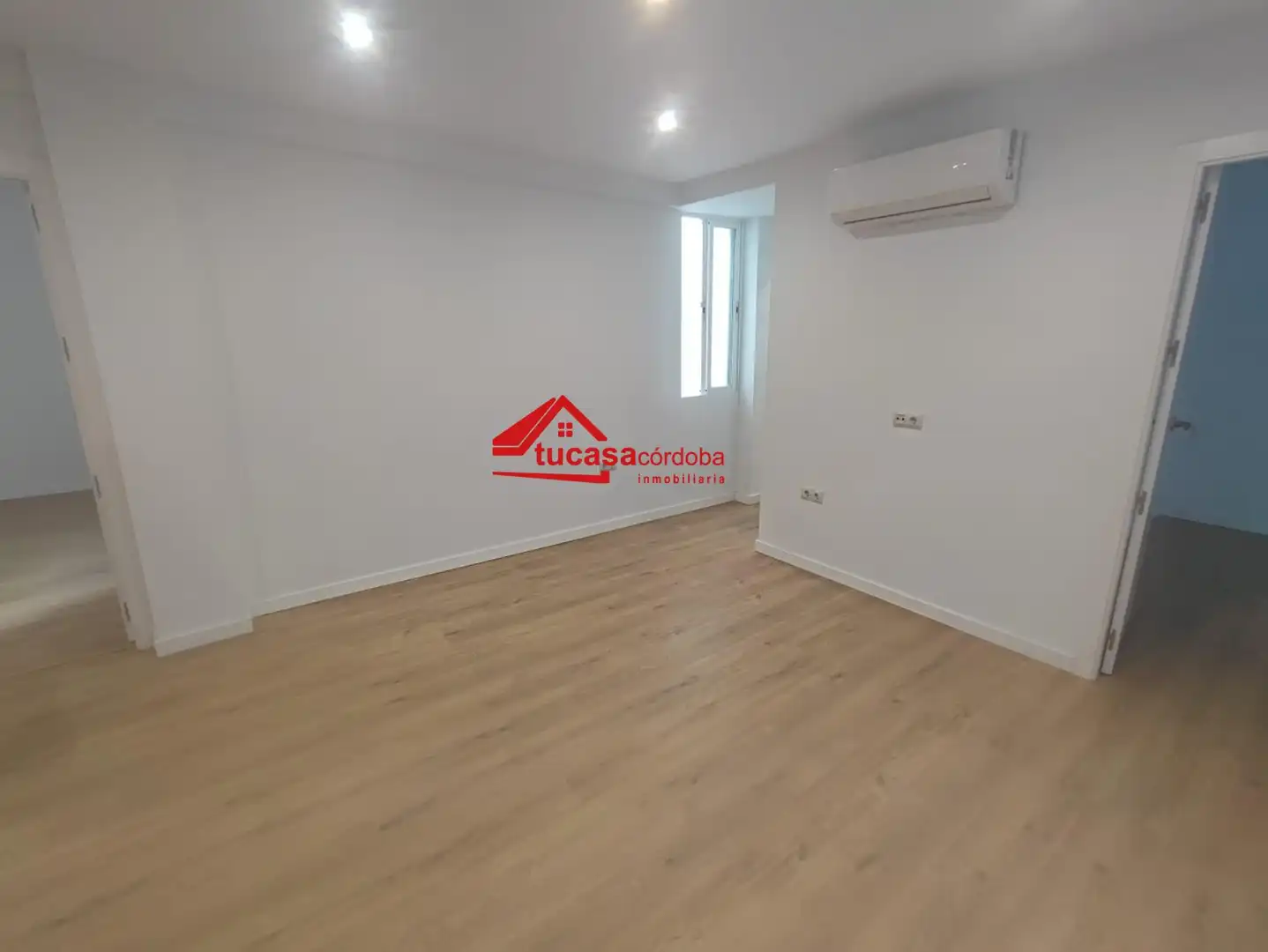 Flat for sale in Córdoba  with Air Conditioner and Parquet flooring