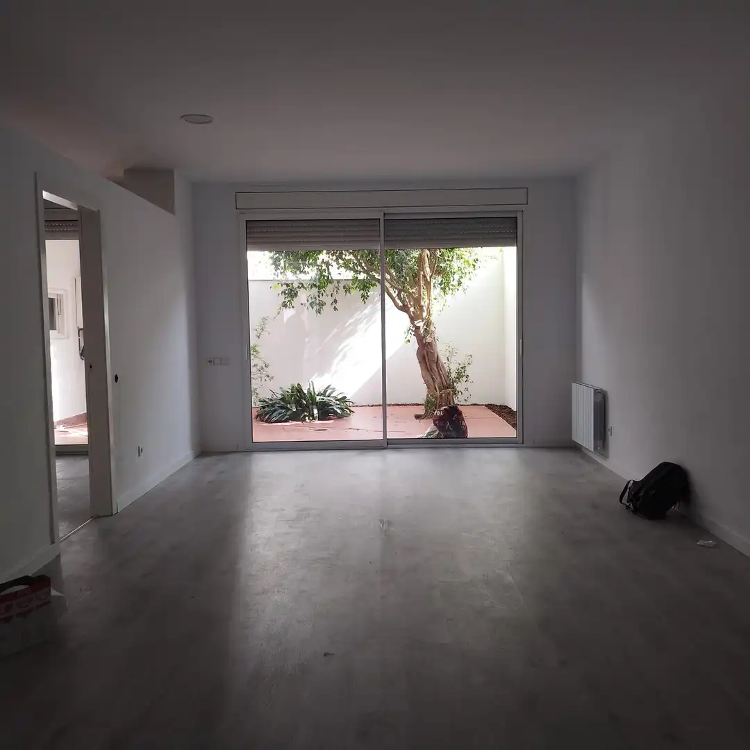 Ground floor for rent in Badalona  with Heating and Parquet flooring