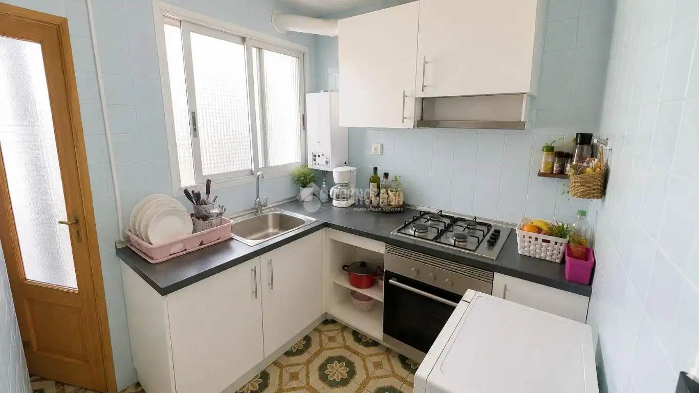 Küche von Wohnung zum Verkauf in Valencia