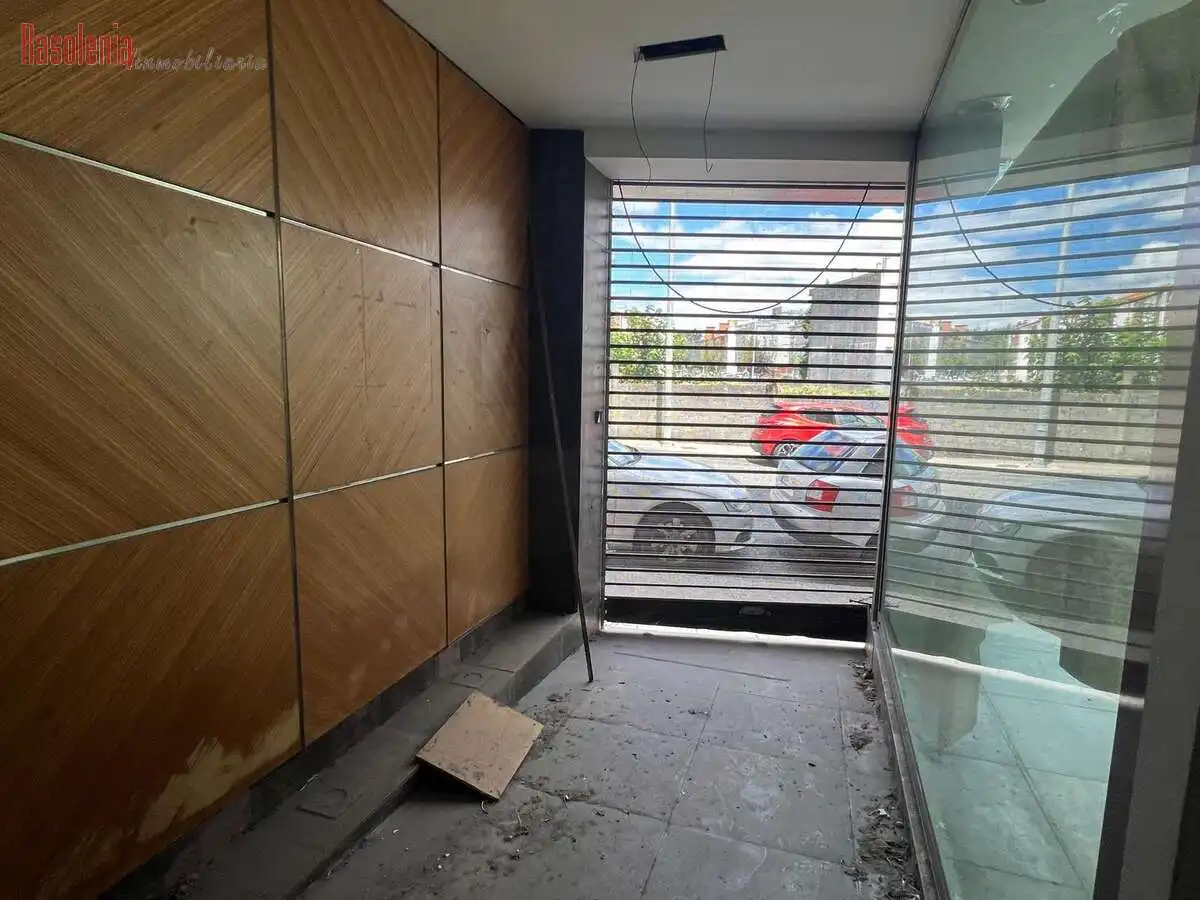 Local comercial en venda a Coreiro SN, imagen 4