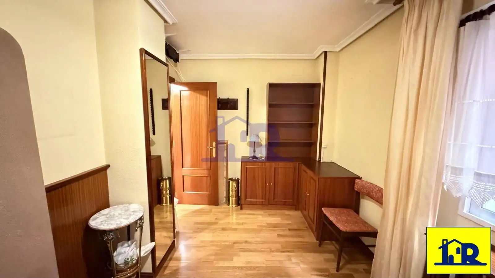 Piso en venta en Cuenca con Calefacción, Terraza y Trastero
