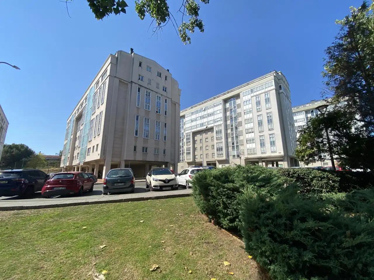 Vista exterior de Piso de alquiler en A Coruña Capital  con Calefacción y Amueblado
